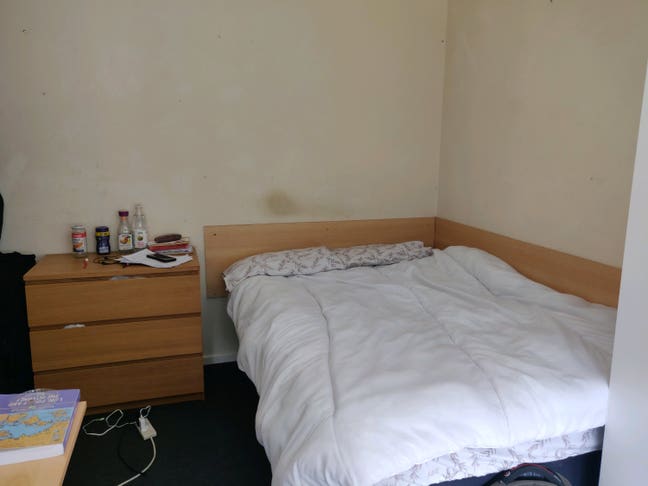 Student Room Available  Main Photo