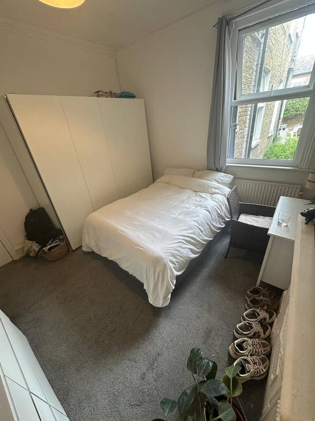Double Room in Fulham Flat  Main Photo