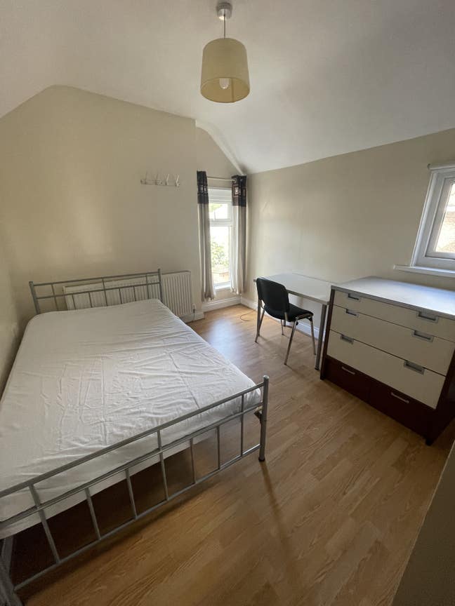 Student Room available for 25/26 academic year Main Photo