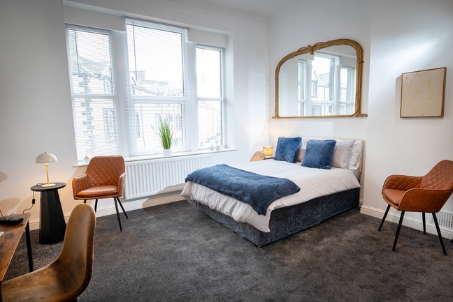 Luxury Private En-Suite Room  Main Photo