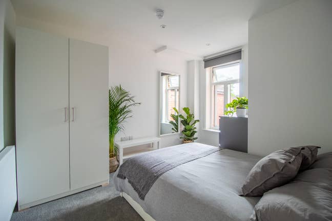 A Beautiful Double Room with Private Ensuite Main Photo