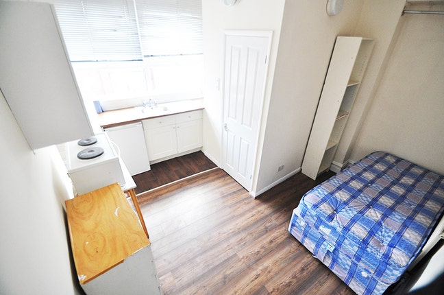  Lovely studio flat in N15 Main Photo