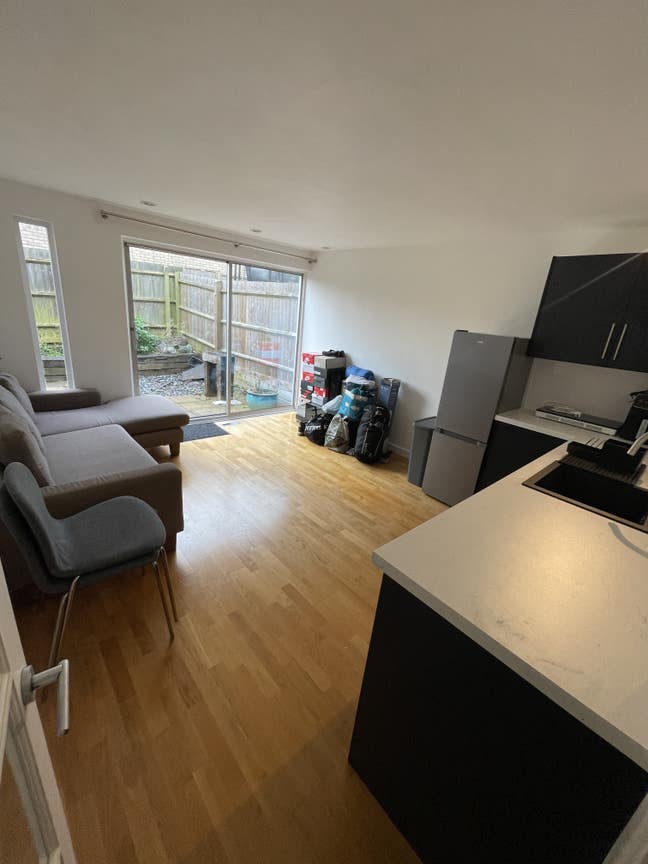 Self Contained 1 Bed Annex - All Bills Inc Main Photo