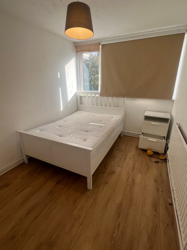 Double room available in Camberwell! (18Stan) Main Photo