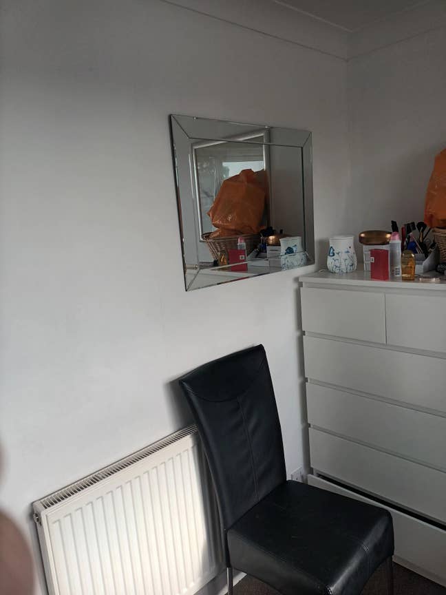 Room to rent Main Photo