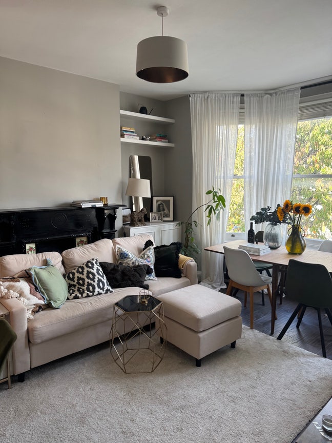 Spacious double room in beautiful home  Main Photo