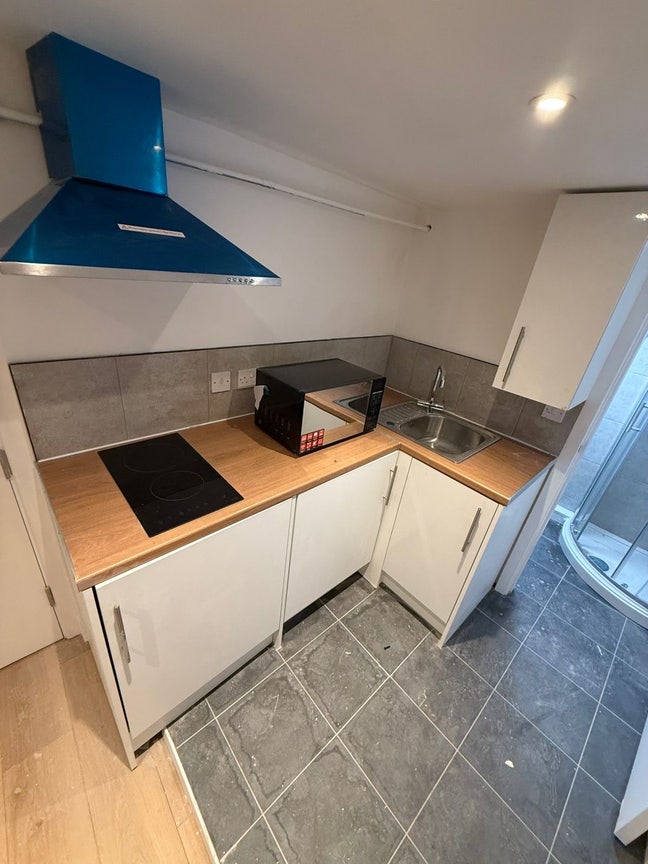 Stylish  One Bedroom Flat in Prime Location  Main Photo