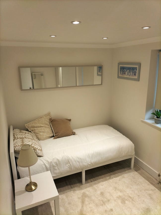 Single & Double rooms with private bathrooms  Main Photo