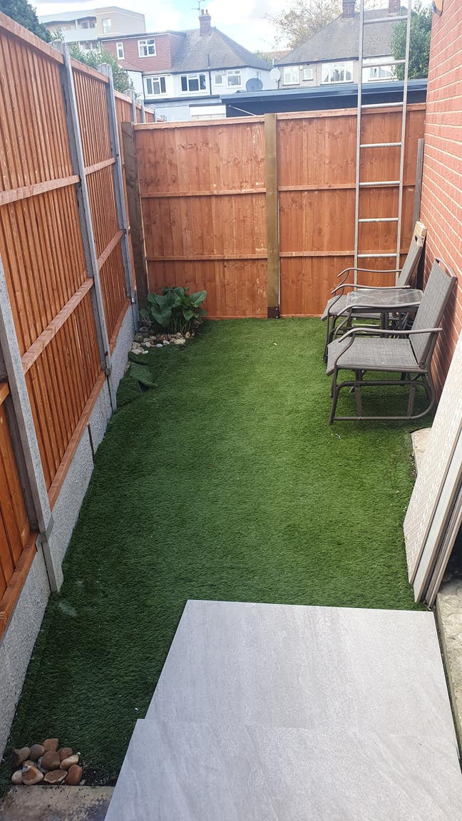 Studio room with a small garden to let  Main Photo