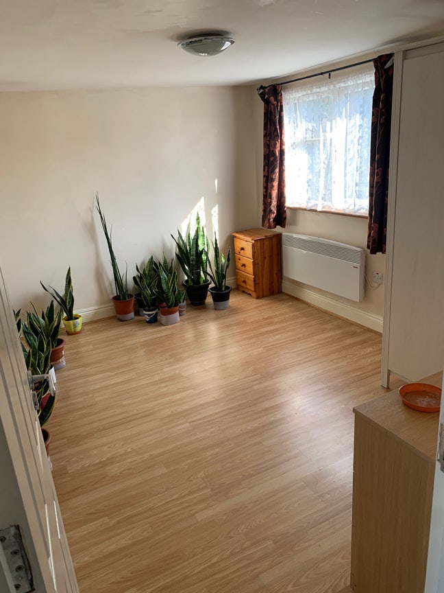 Loft flat with 2 bedrooms Main Photo