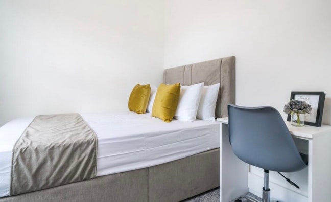 Luxury Rooms - Zero Deposit Main Photo