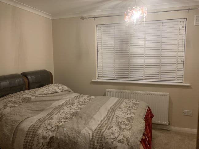 Room available in Chase Cross/Rise Park. Main Photo