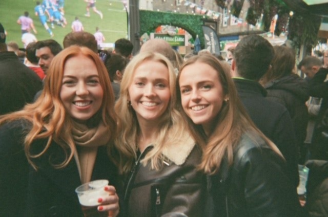 Young Female Professional Seeking Flat Share  Main Photo