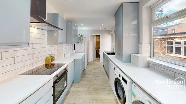 £95pppw! Balfour Road Bills inclusive option. Main Photo