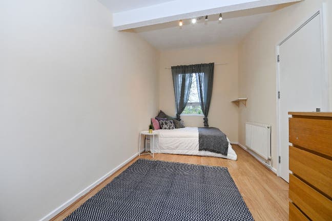 Double Room - Kings Cross - Amazing Deal! Main Photo