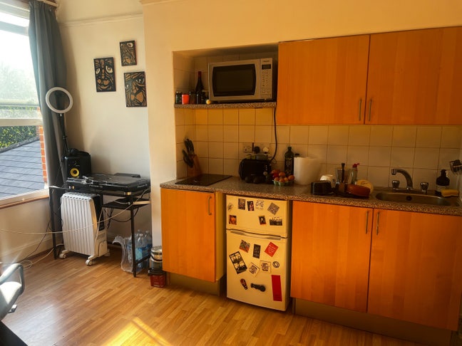 Studio Flat in Highgate Main Photo