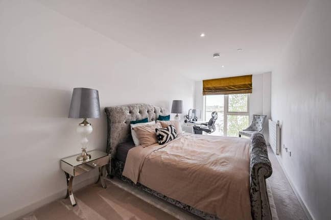 Luxury River View Ensuite with inclusive bills Main Photo