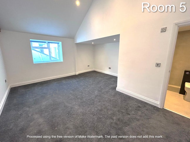 5 Bed Hmo - Double Rooms Available  Main Photo