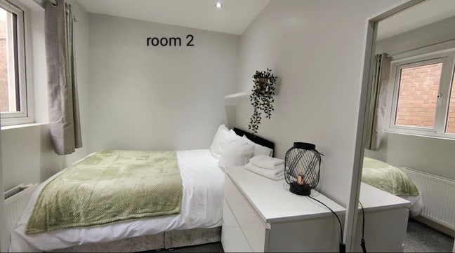 Room to let on Donnybrook street Main Photo