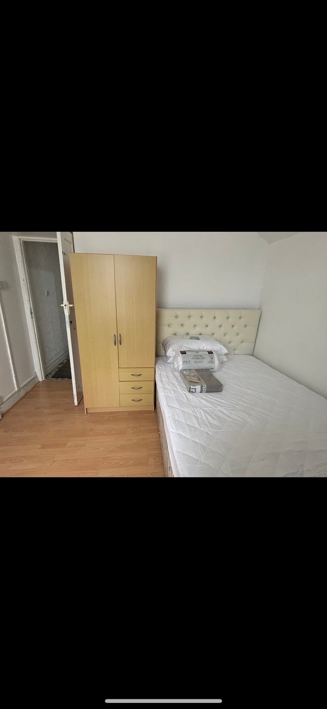 Room to let in shared house,  Main Photo
