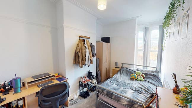 Room for professional off Ecclesall Road  Main Photo