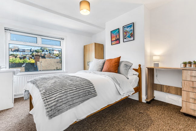 Spacious Double Bedrooms | All Bill Included Main Photo