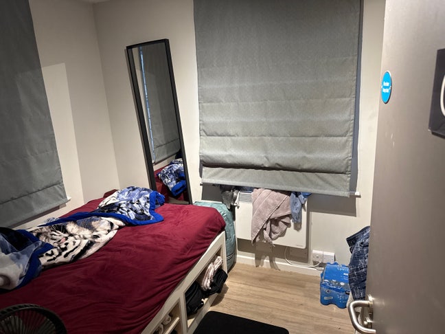 Single bedroom for students  Main Photo