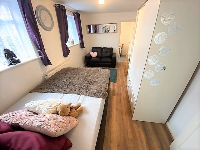 Moseley Studio Flat, all bills included Main Photo