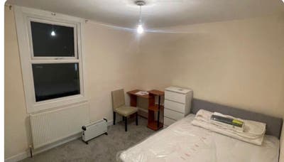 Large Double Room  Main Photo