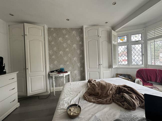 Budget Friendly double room in a Postgrad house!!! Main Photo