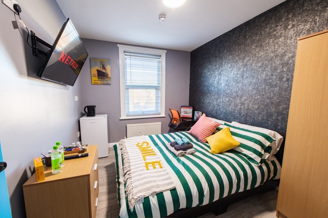 Newly Refurbished Studio Room - All Bills Inc Main Photo