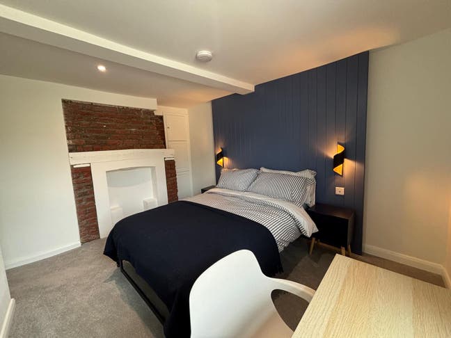 BRAND NEW rooms.Walk to Medway Hospital/University Main Photo