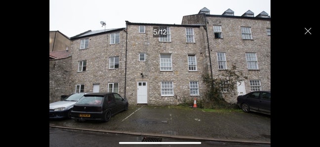 Attractive 2 Bed Flat  Main Photo