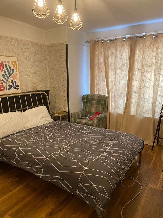 Double Room, 5 Mins to Tram, 28 Mins-> Mcr Main Photo