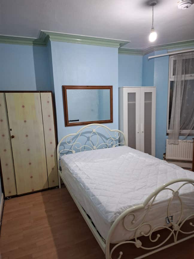 Double Room E17,Flat- £170,£180.wkly. Main Photo