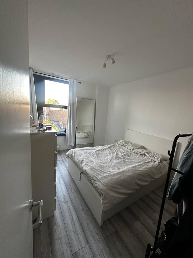 Flat to share in Camberwell Main Photo