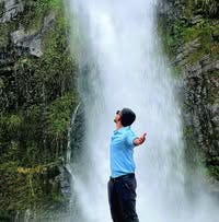 Need a partner to share a room Main Photo