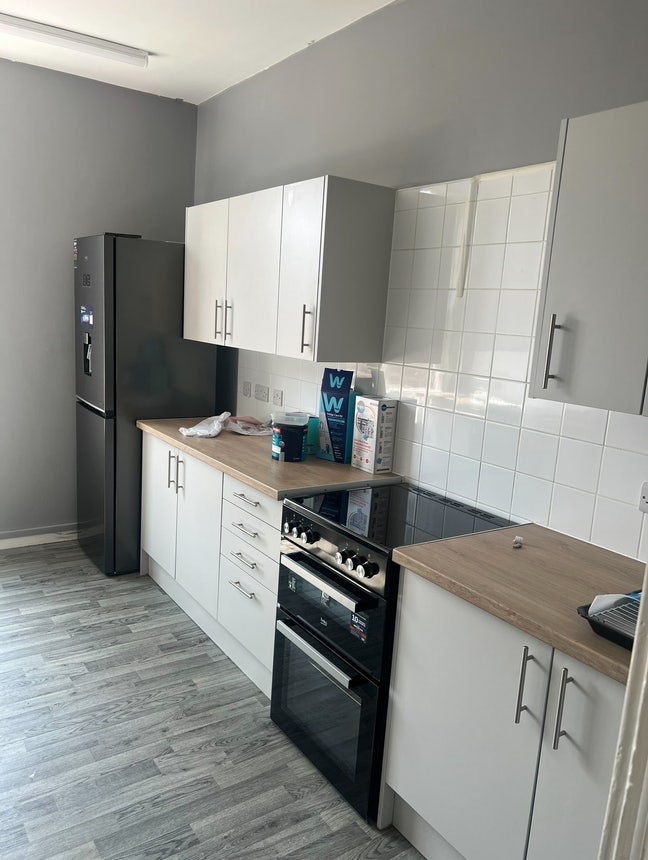 Snow hill area single room available Main Photo