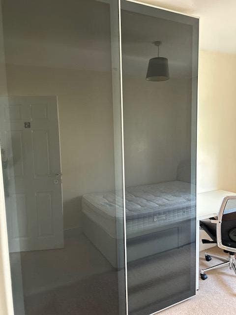 Urgent! £550P/M Room 18 Min Walk to Uwe - 8-Month Main Photo