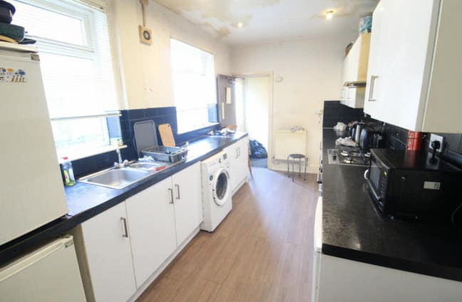 Modern House Share - Scunthorpe DN16 Main Photo