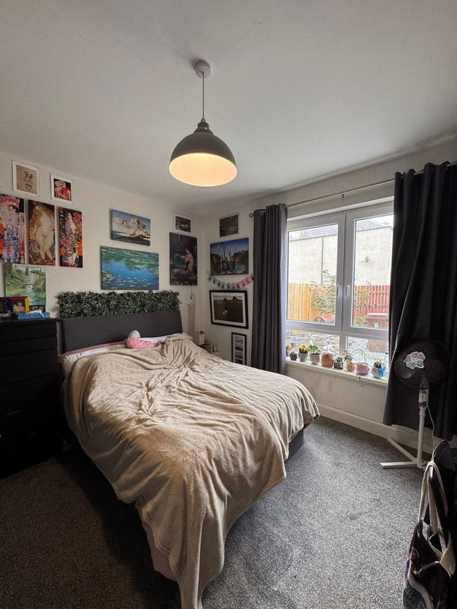 Double room to rent in a 2-bed flat  Main Photo