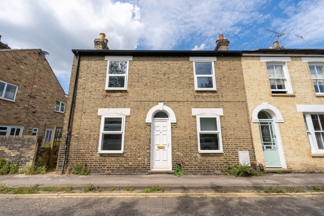 3-bed City Centre Home Ready To Make Your Own Main Photo