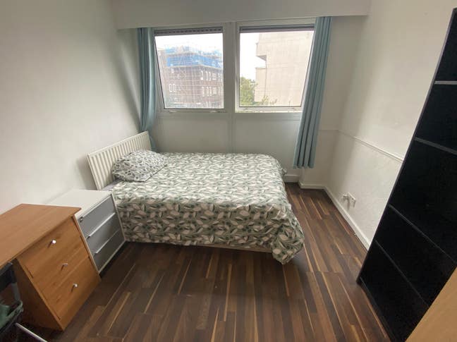 Amazing Double ! Bethnal Green ! Main Photo