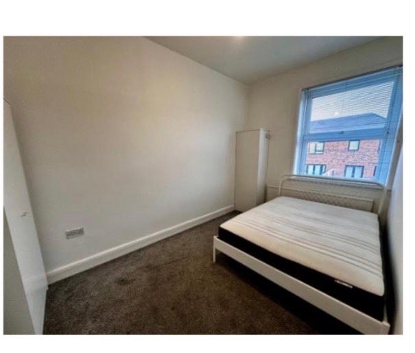 Room Available - Close to Salford Uni/Manchester Main Photo