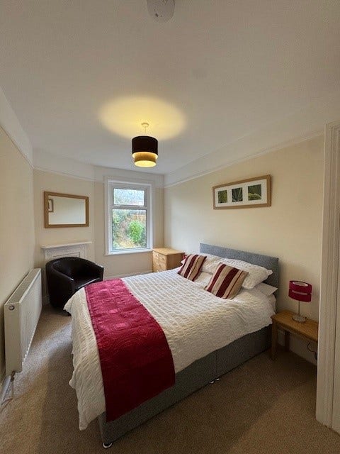 Spacious Double Room in Charminster Main Photo