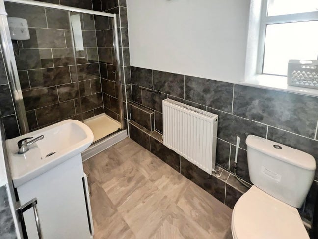 Modern 7 Bed House Share  Main Photo