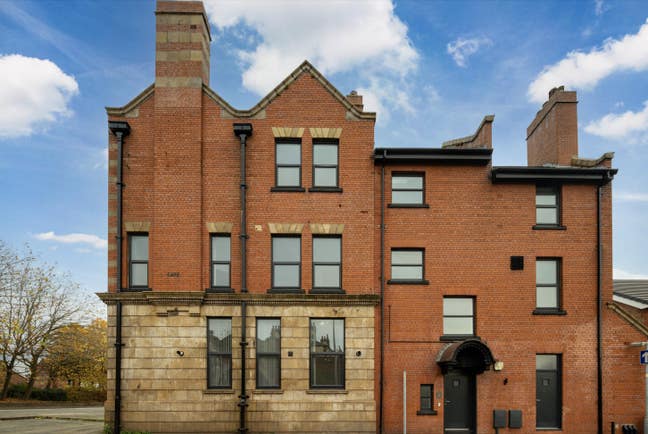 Double Rooms with Ensuite Ellesmere Port, CH65 Main Photo
