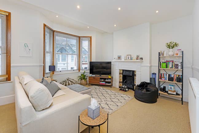 Fulham Double room – Mon-Fri Lodger (bills incl) Main Photo