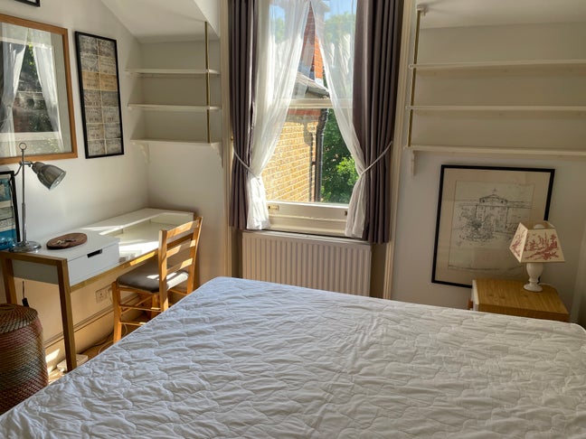 Lovely Double Room for Rent in South Kensington Main Photo