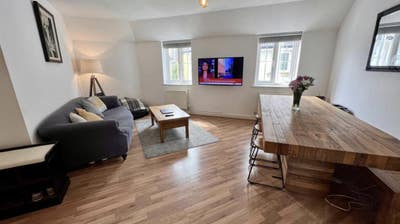 Large Double Bedroom Room in Port Marine  Main Photo